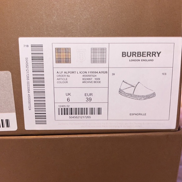 Burberry 100% authentic espadrilles Color is archive beige size 39. Never used. - Picture 12 of 12